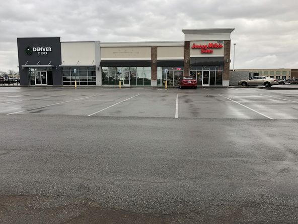 VILLAGE SHOPPES: 8235 E 96th St, Indianapolis, IN 46256